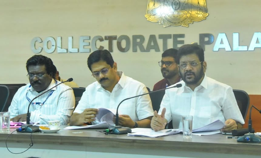 ഡിവിഷൻ വിഭജിച്ച റെയിൽവേയുടെ നടപടി പുനഃ പരിശോധിക്കണമെന്ന് ജില്ലാ വികസന സമിതി യോഗം